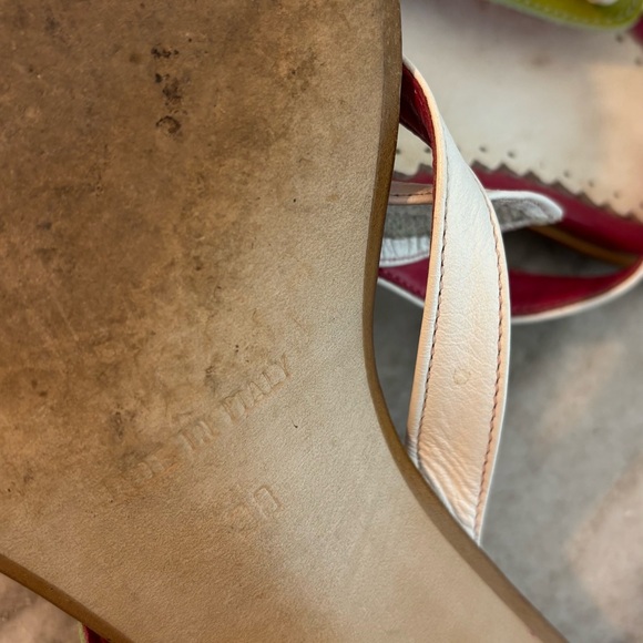 ALDO kitten heel leather sandals white green strap toe leather sandals size 8 - Picture 8 of 8